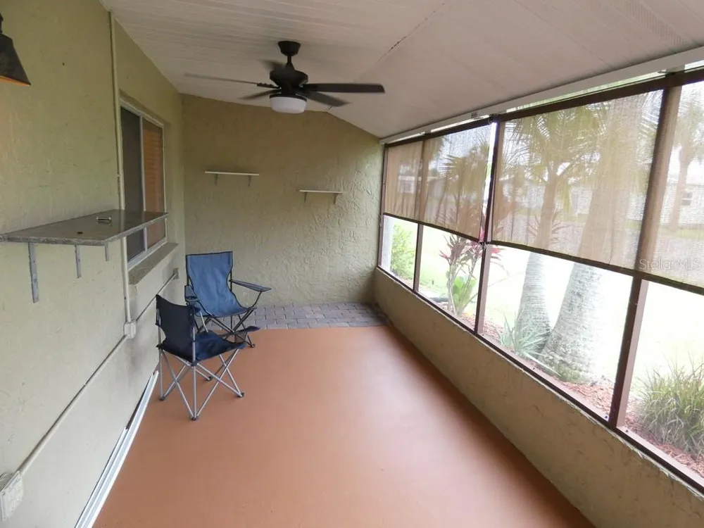 1024 10TH CIRCLE SE Largo, FL 33771