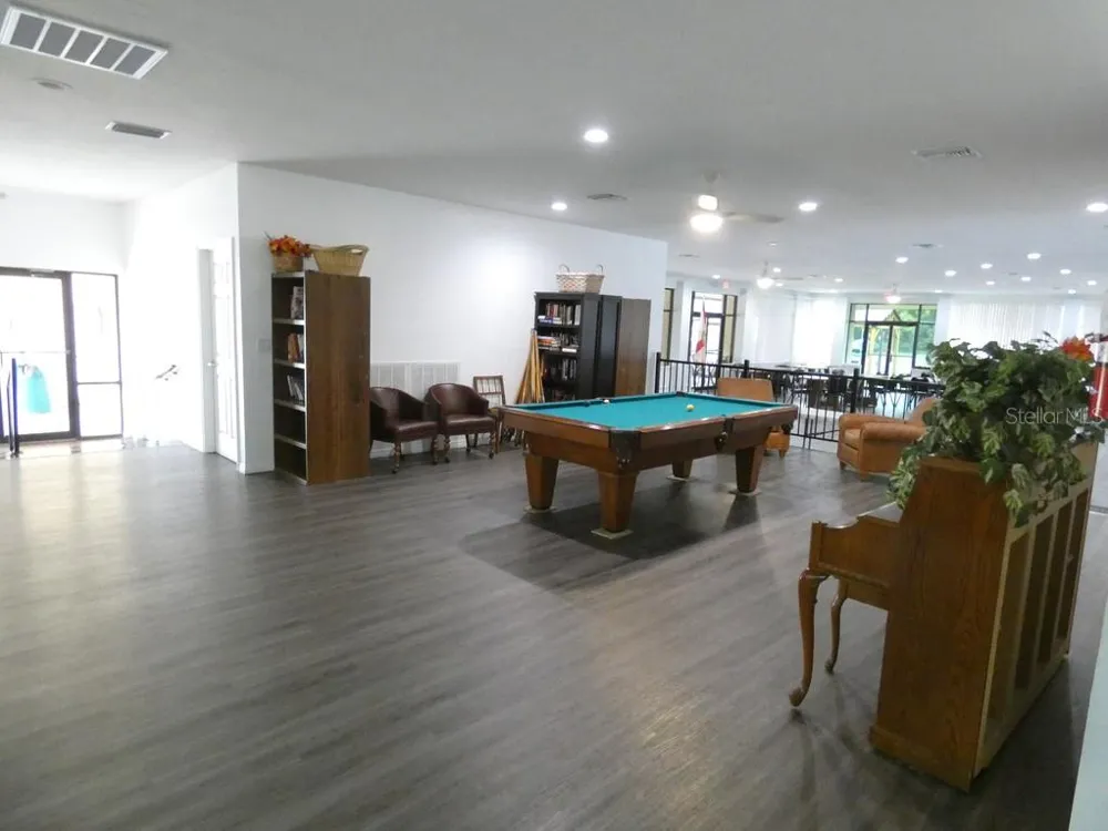 1024 10TH CIRCLE SE Largo, FL 33771