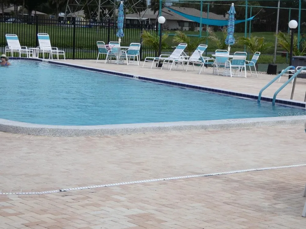 1024 10TH CIRCLE SE Largo, FL 33771