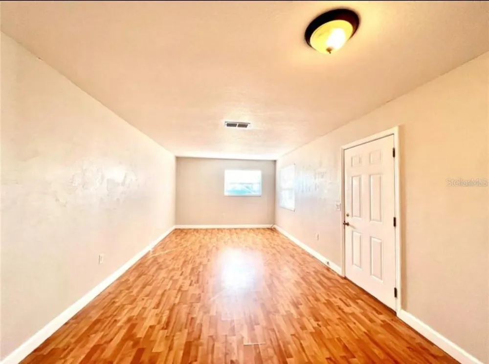 209 AVENUE B SE Winter Haven, FL 33880