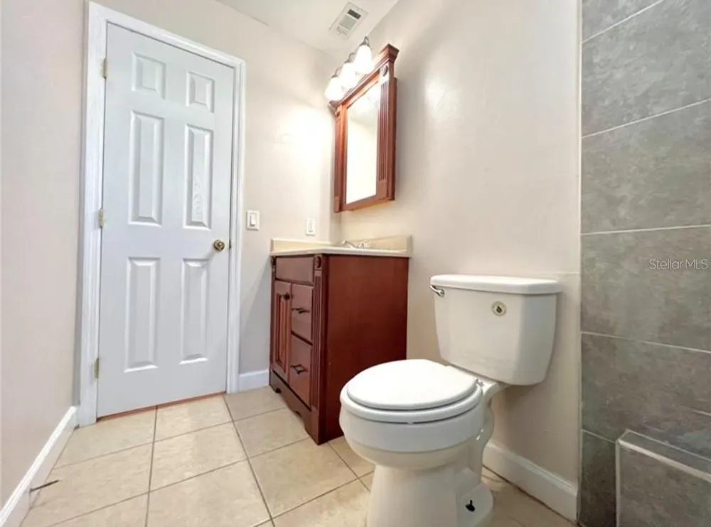 209 AVENUE B SE Winter Haven, FL 33880