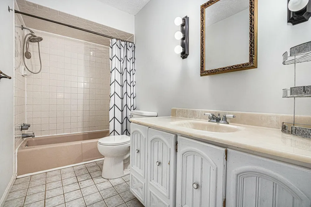 2569 Ridgewood Trail Oronoko Charter Township, MI 49103
