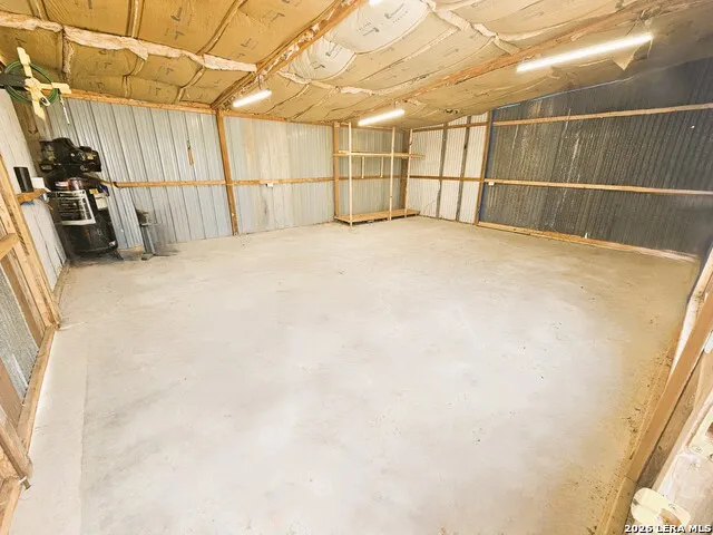 4951 Fm 1283 Pipe Creek, TX 78063