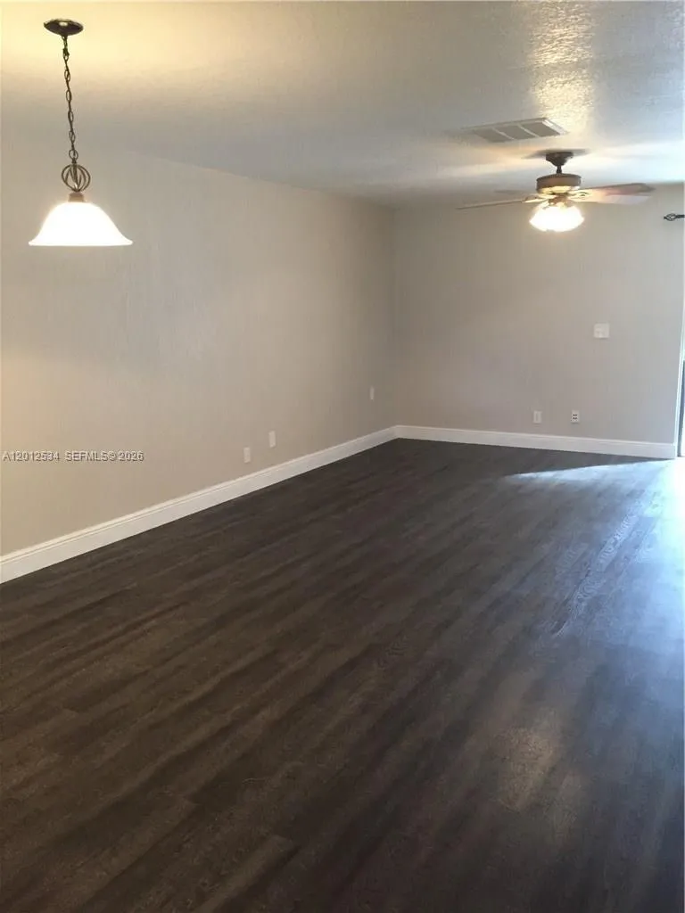 9810 NW 10th St #88 Pembroke Pines, FL 33024