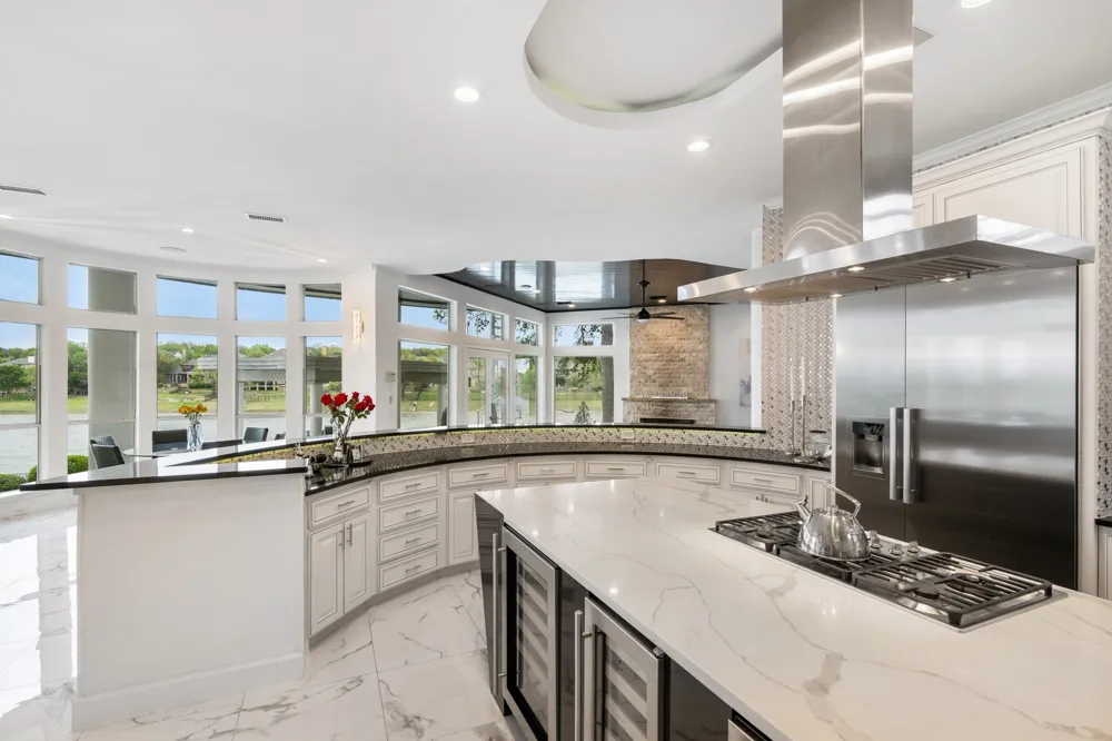 656 Timbercrest Circle Highland Village, TX 75077
