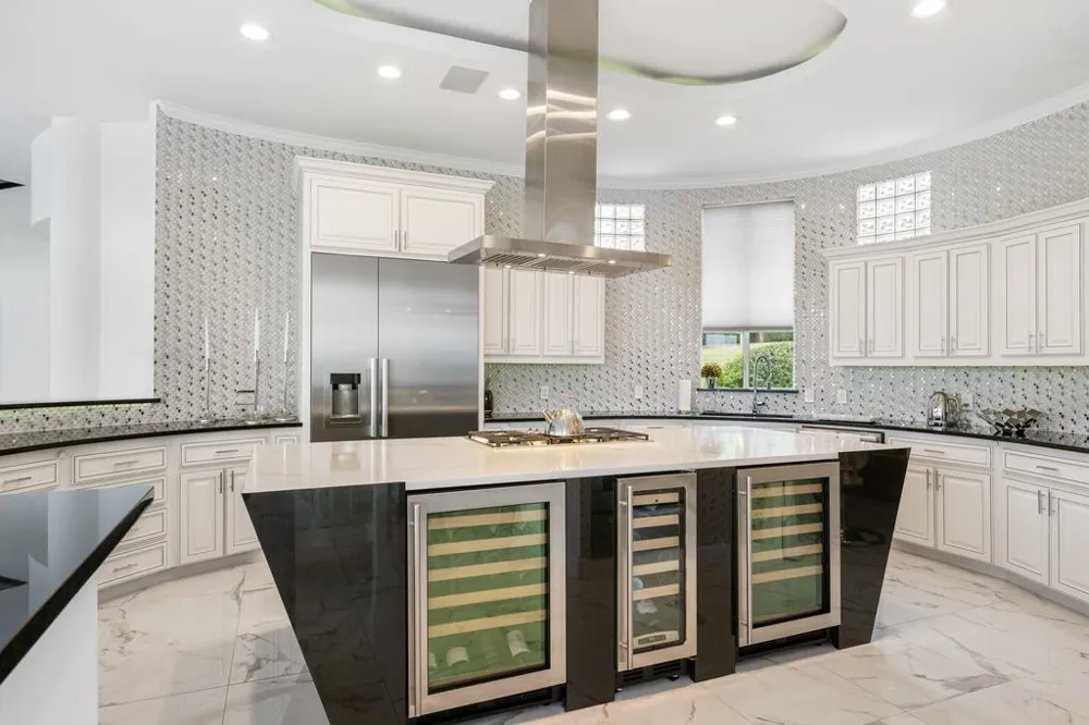 656 Timbercrest Circle Highland Village, TX 75077