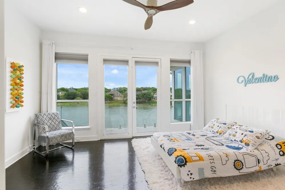 656 Timbercrest Circle Highland Village, TX 75077