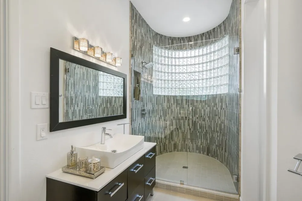 656 Timbercrest Circle Highland Village, TX 75077