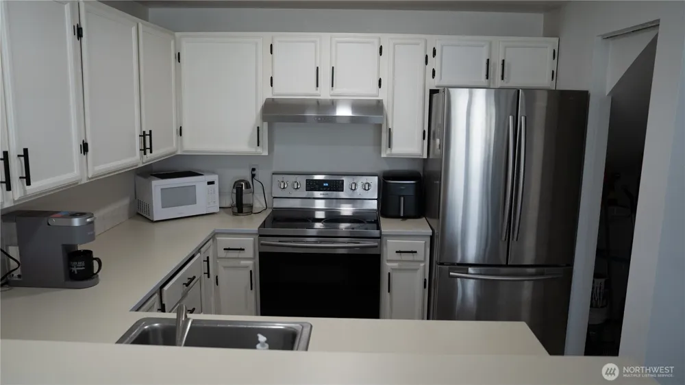 24616 45th Place S Kent, WA 98032