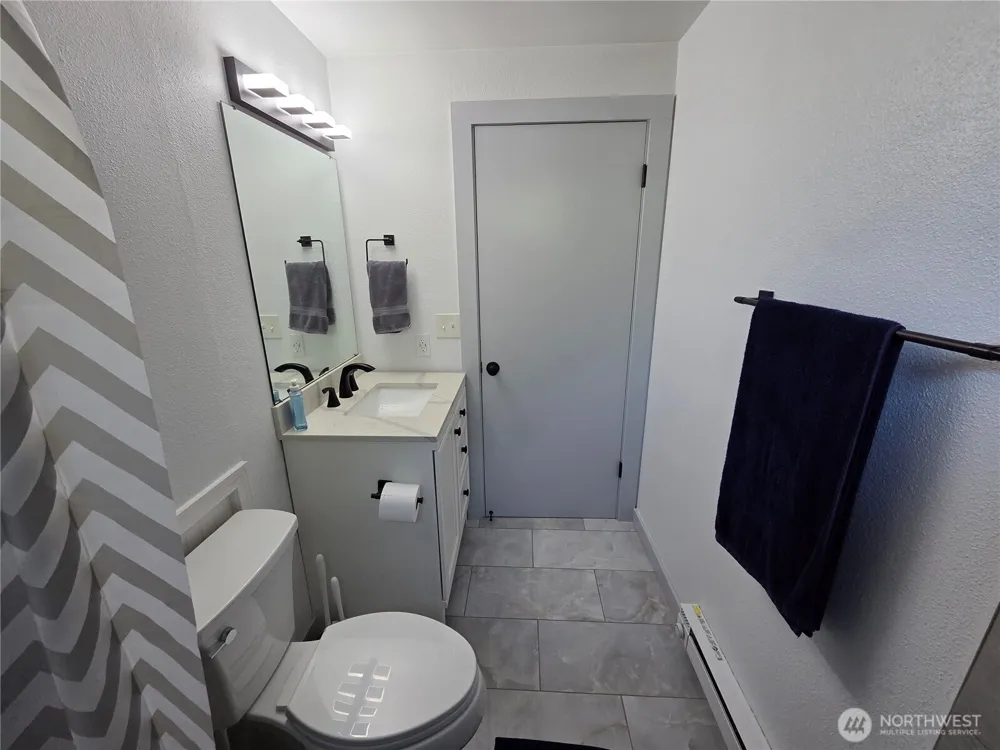 24616 45th Place S Kent, WA 98032