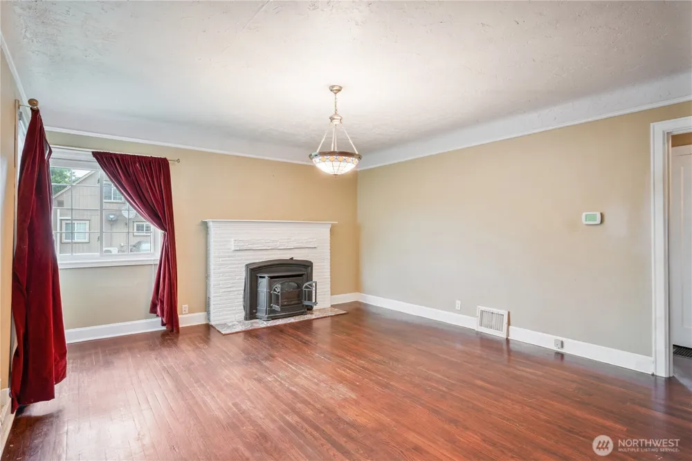 412 Kirby Avenue SE Castle Rock, WA 98611