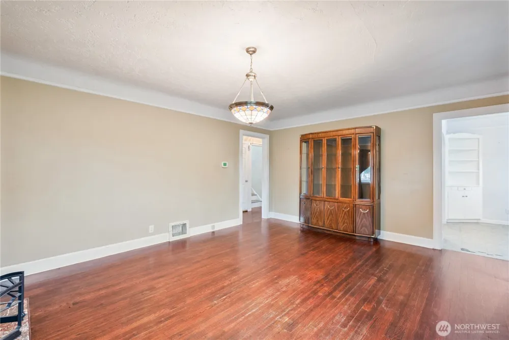 412 Kirby Avenue SE Castle Rock, WA 98611