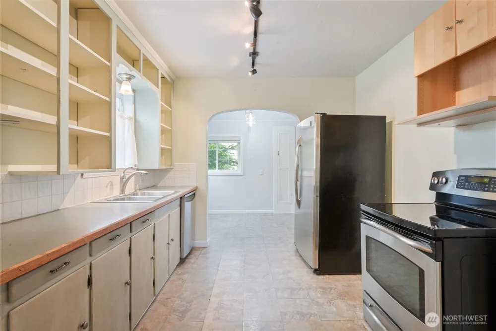 412 Kirby Avenue SE Castle Rock, WA 98611