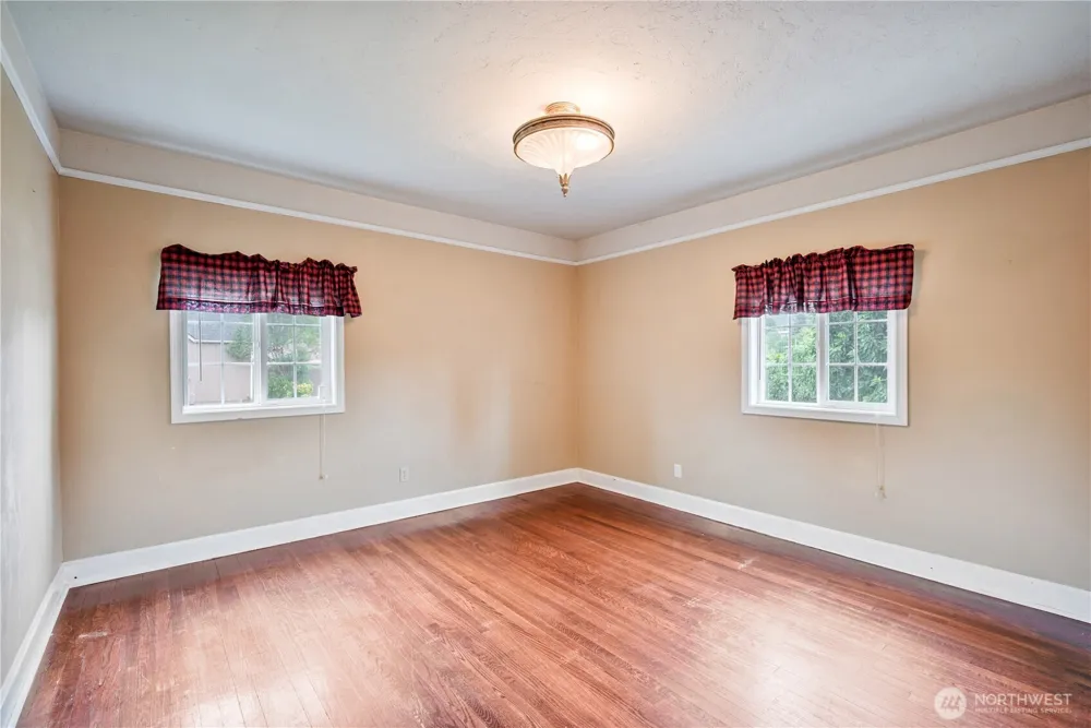 412 Kirby Avenue SE Castle Rock, WA 98611