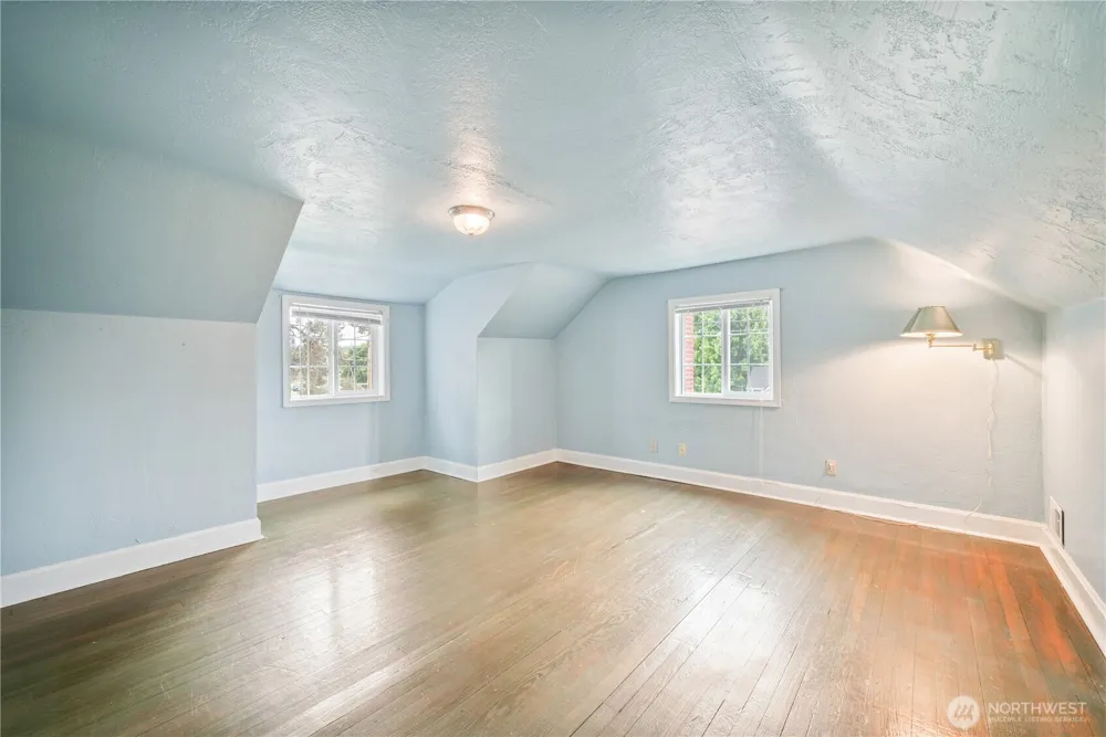 412 Kirby Avenue SE Castle Rock, WA 98611