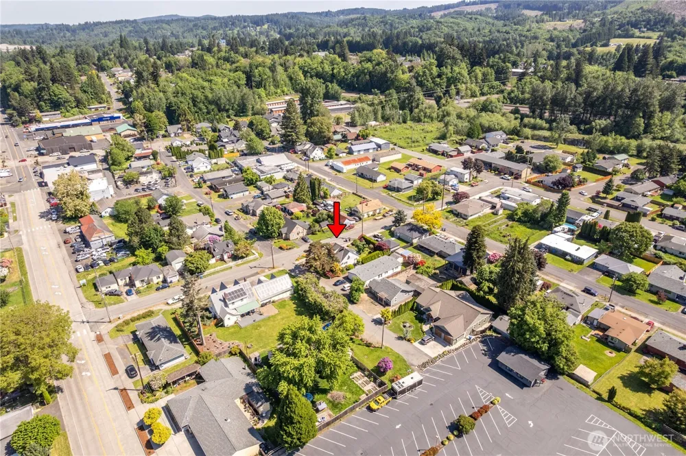 412 Kirby Avenue SE Castle Rock, WA 98611