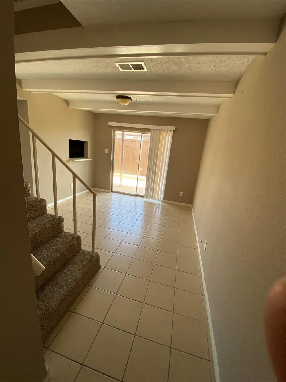 1519 S 8th Street La Porte, TX 77571