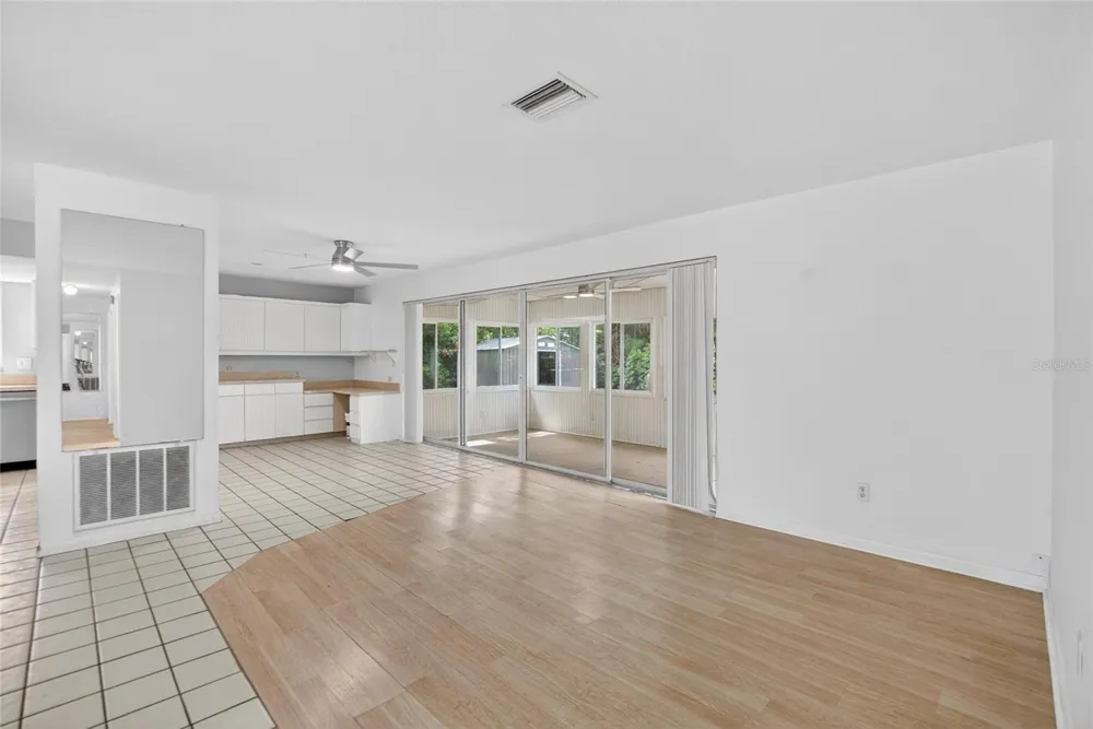 1900 STANTON AVE Largo, FL 33770