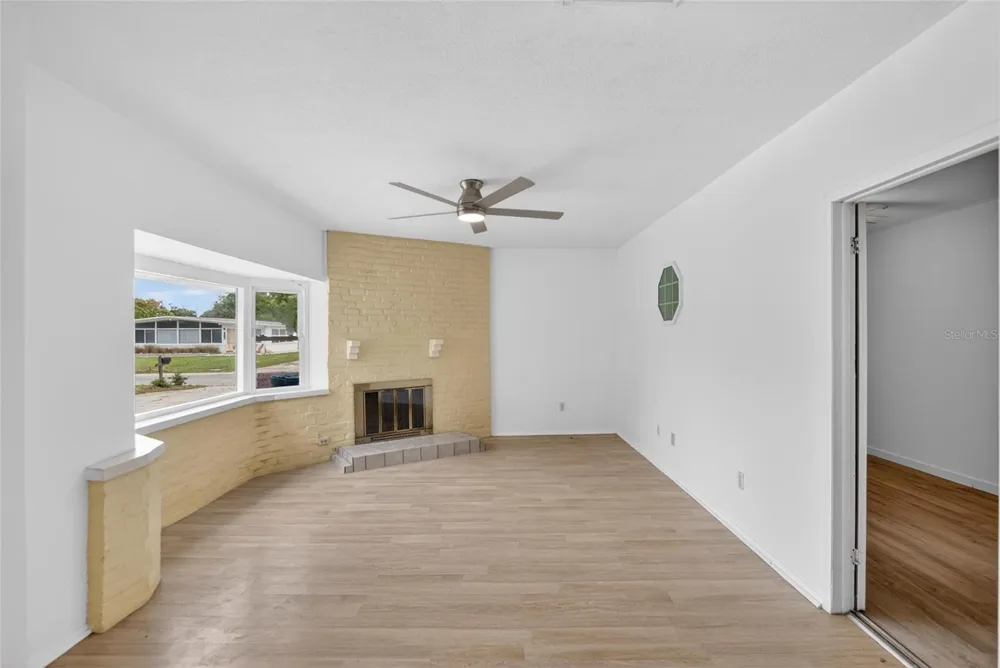 1900 STANTON AVE Largo, FL 33770