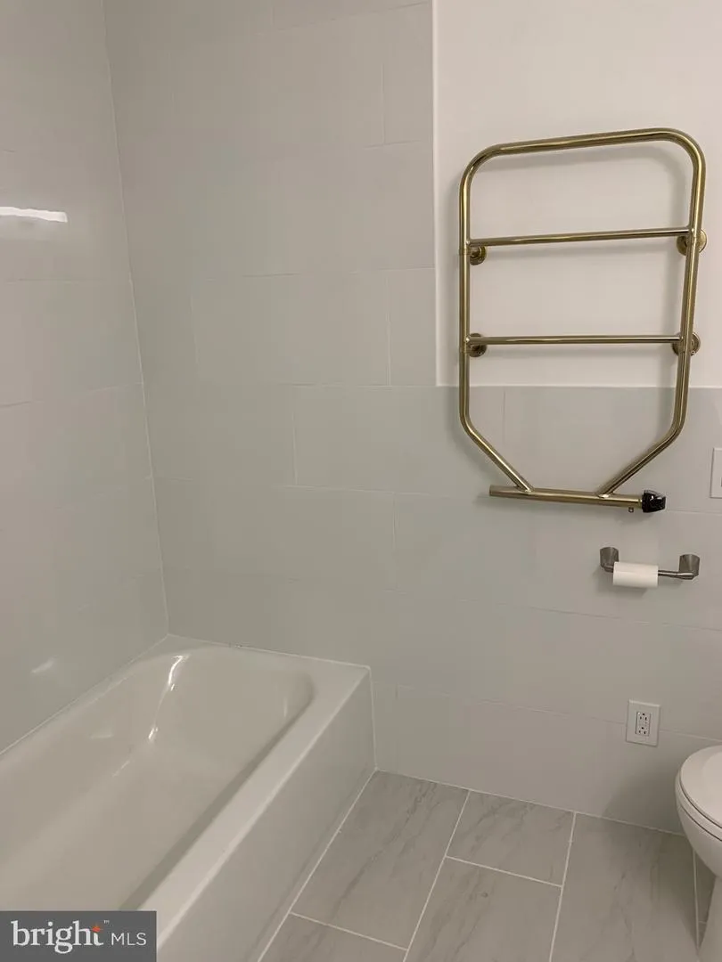2113 HARBOUR DRIVE Palmyra, NJ 08065