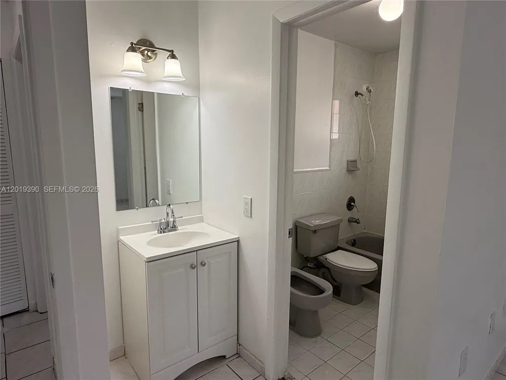 10101 W Okeechobee Rd #9202 Hialeah Gardens, FL 33016