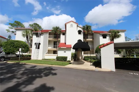 451 HAMPTONCREST CIRCLE #307