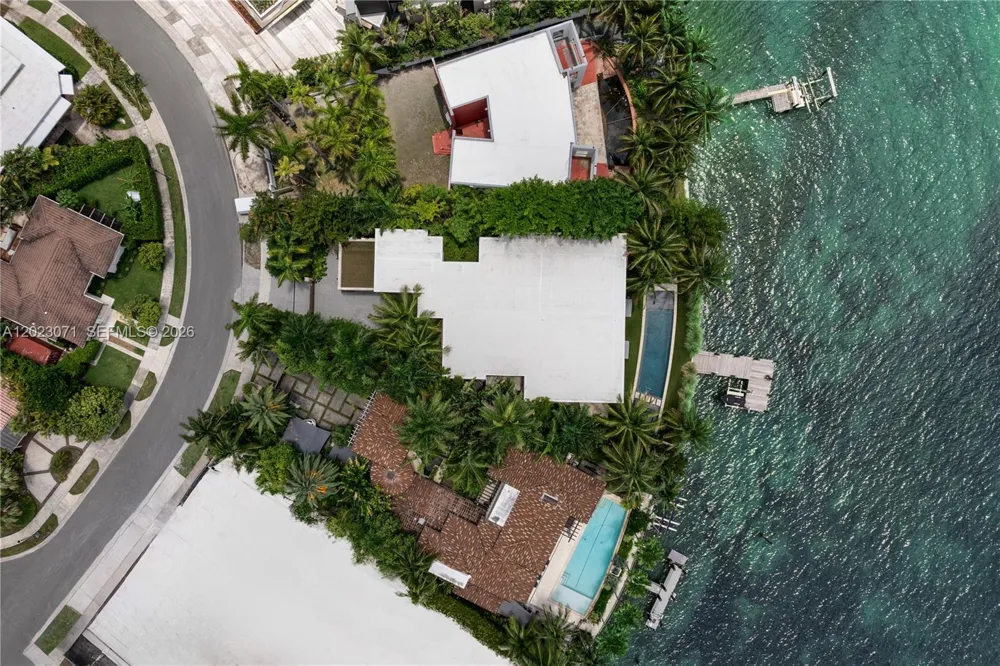 28 W Dilido Dr Miami Beach, FL 33139
