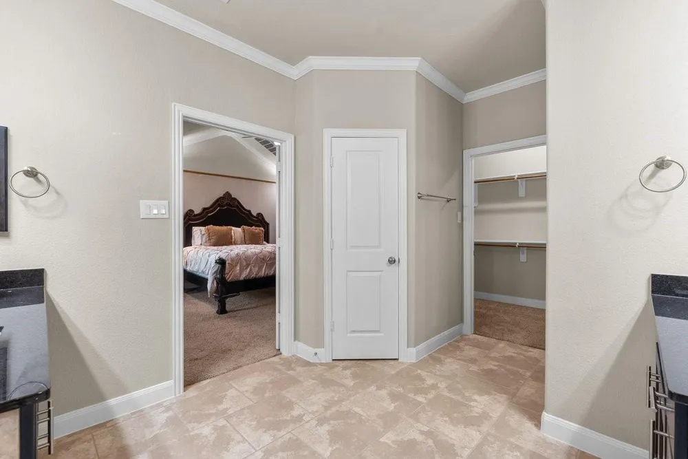 416 Via Regatta Drive Webster, TX 77598