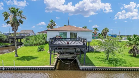 1571 Blue Water Drive