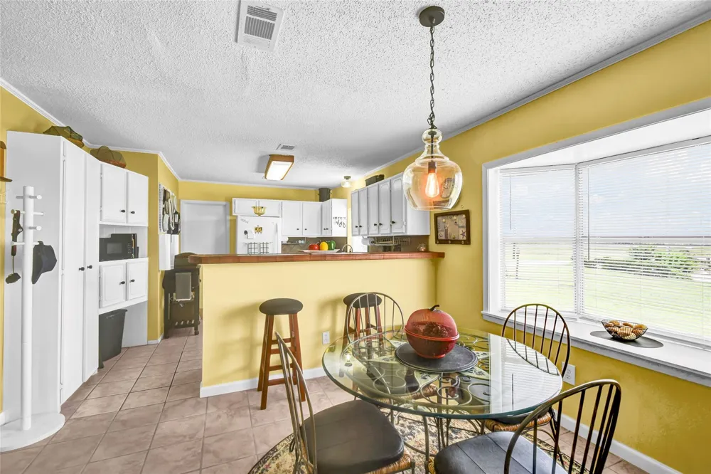1571 Blue Water Drive Freeport, TX 77541