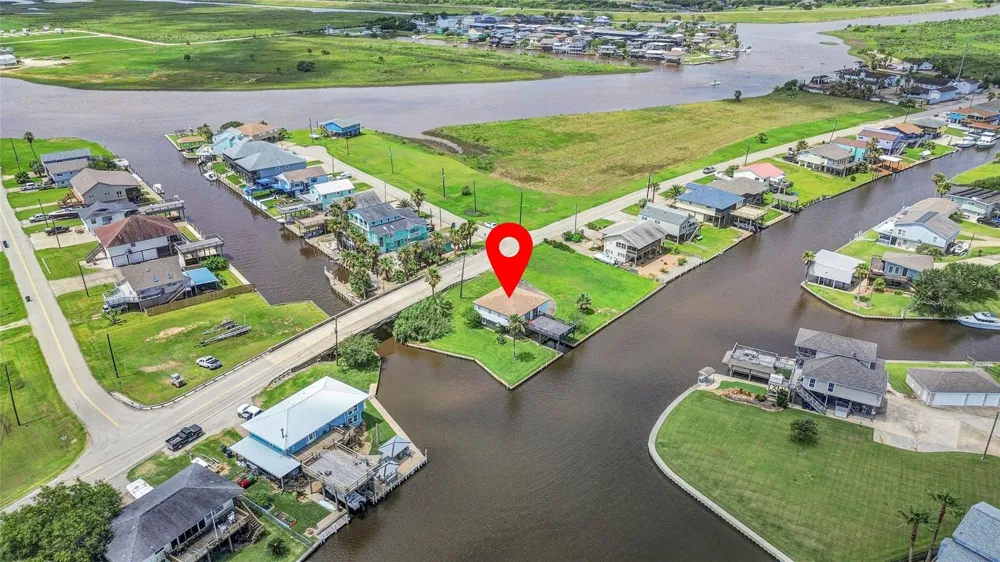 1571 Blue Water Drive Freeport, TX 77541
