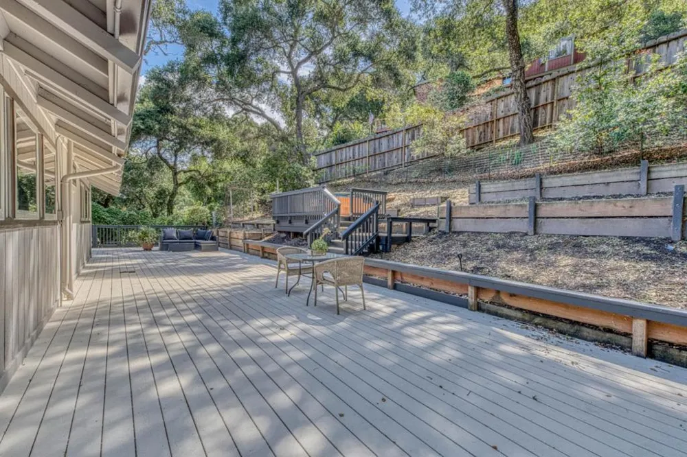61 Southbank Road Carmel Valley, CA 93924