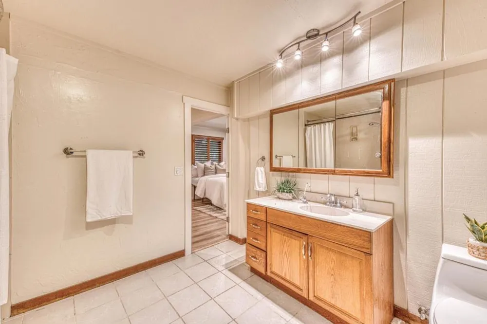 61 Southbank Road Carmel Valley, CA 93924