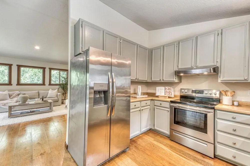 61 Southbank Road Carmel Valley, CA 93924