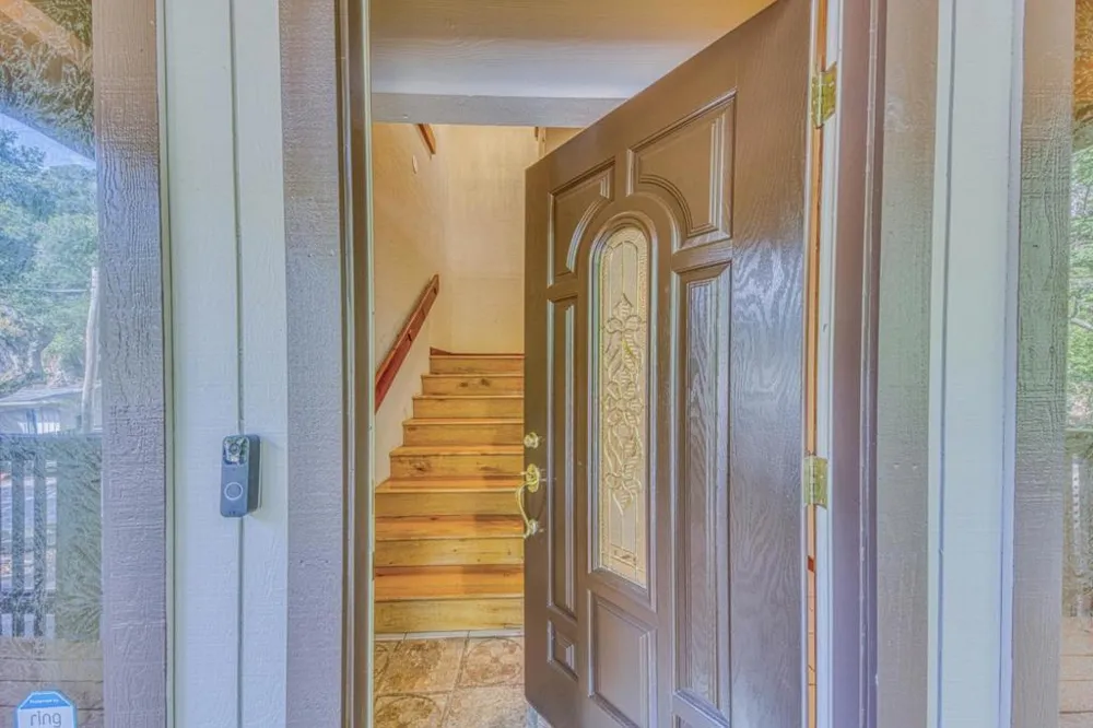 61 Southbank Road Carmel Valley, CA 93924
