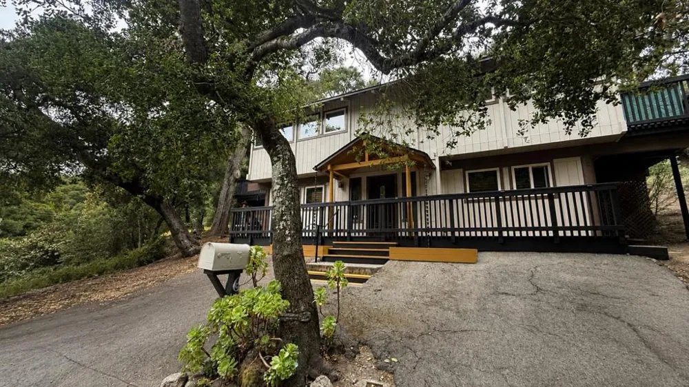 61 Southbank Road Carmel Valley, CA 93924