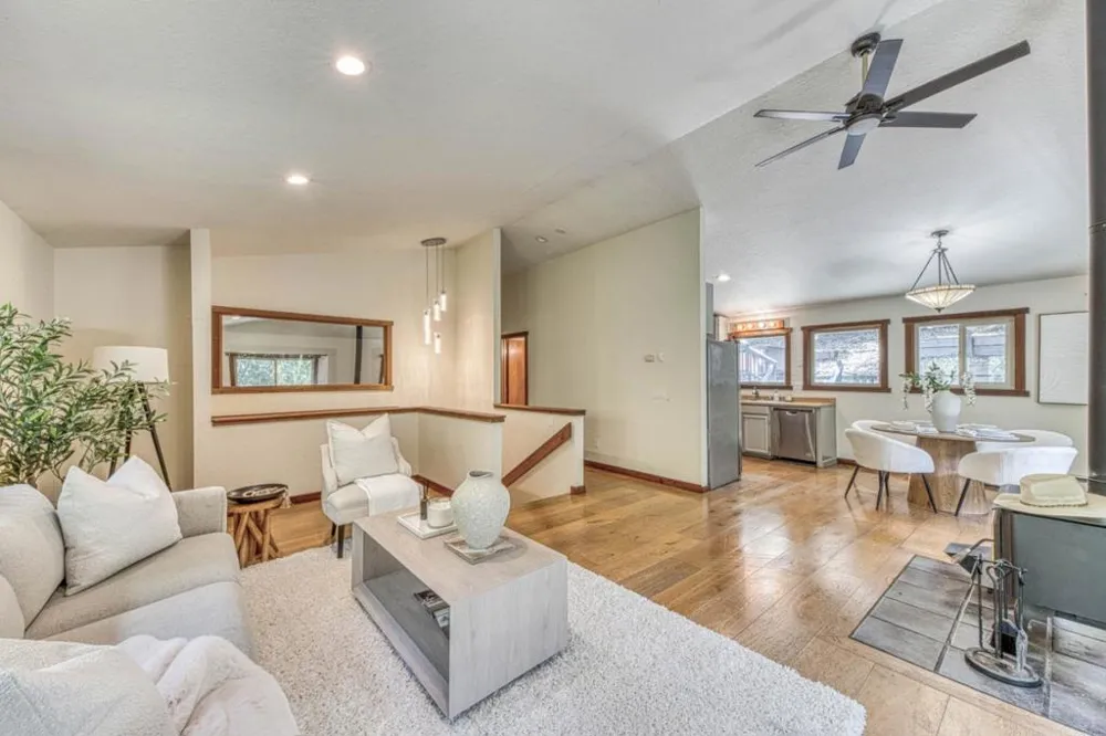 61 Southbank Road Carmel Valley, CA 93924