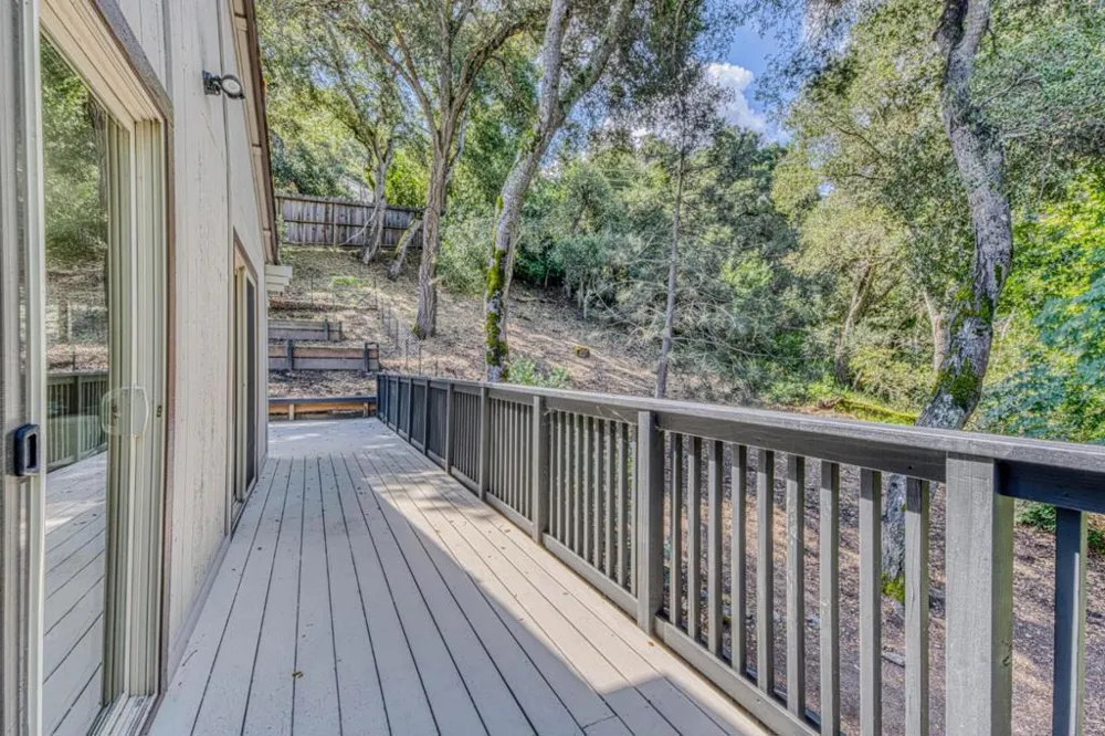 61 Southbank Road Carmel Valley, CA 93924
