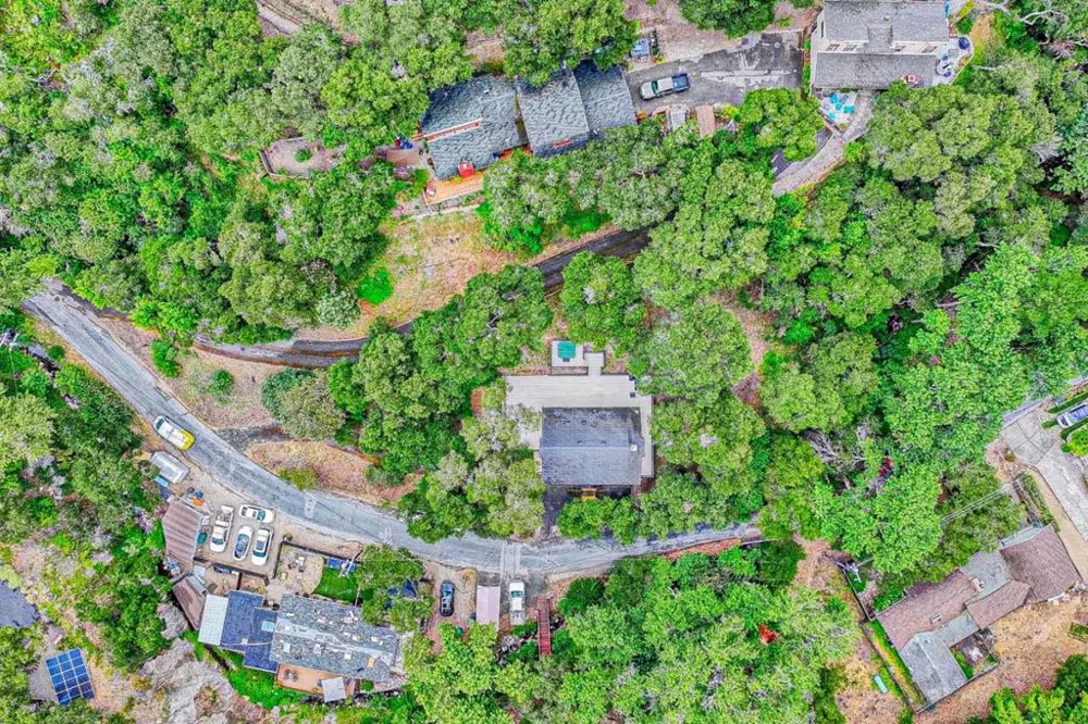 61 Southbank Road Carmel Valley, CA 93924