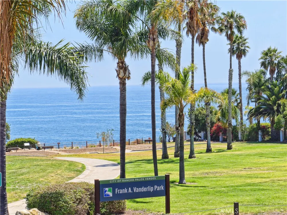 6504 Via Baron Rancho Palos Verdes, CA 90275