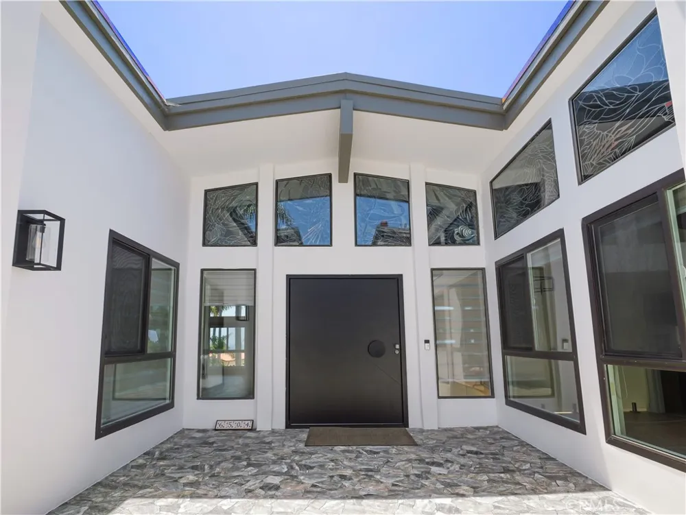 6504 Via Baron Rancho Palos Verdes, CA 90275