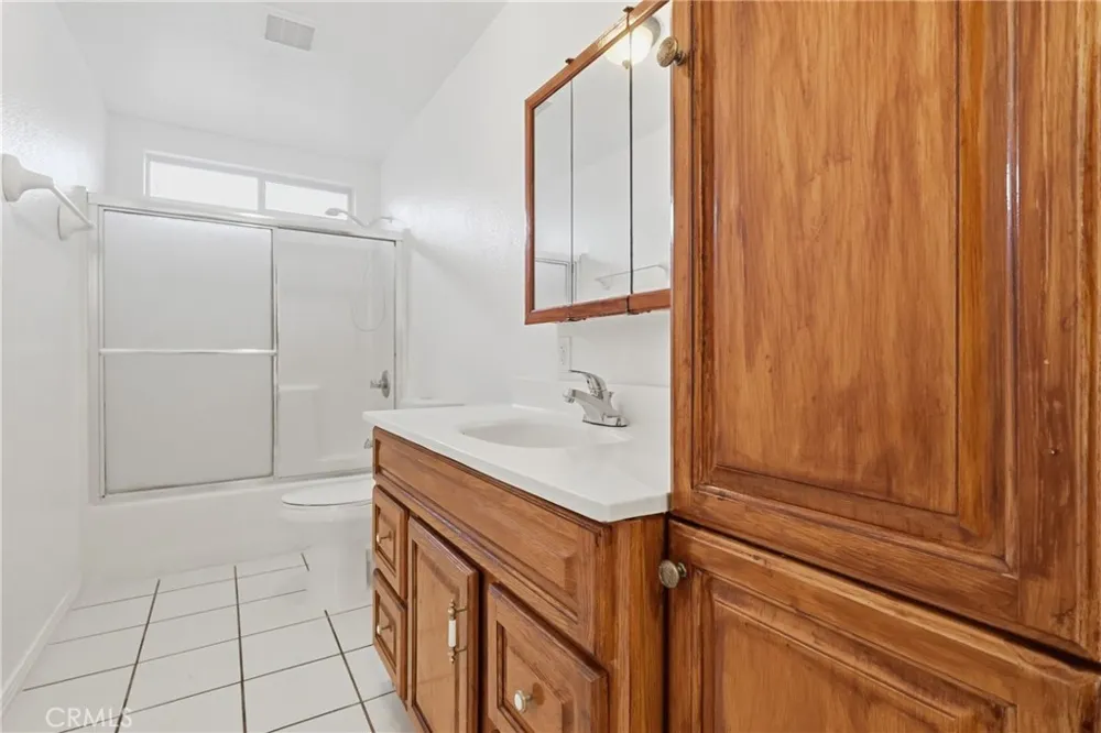 2211 Barbour Court San Pedro, CA 90731