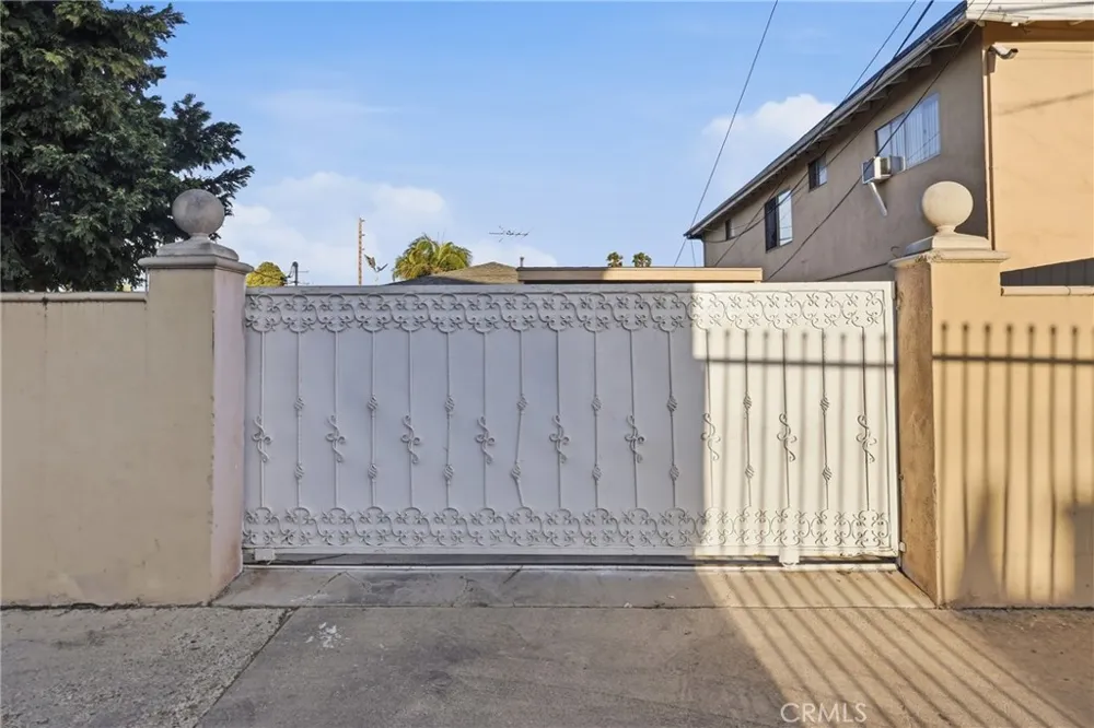2211 Barbour Court San Pedro, CA 90731
