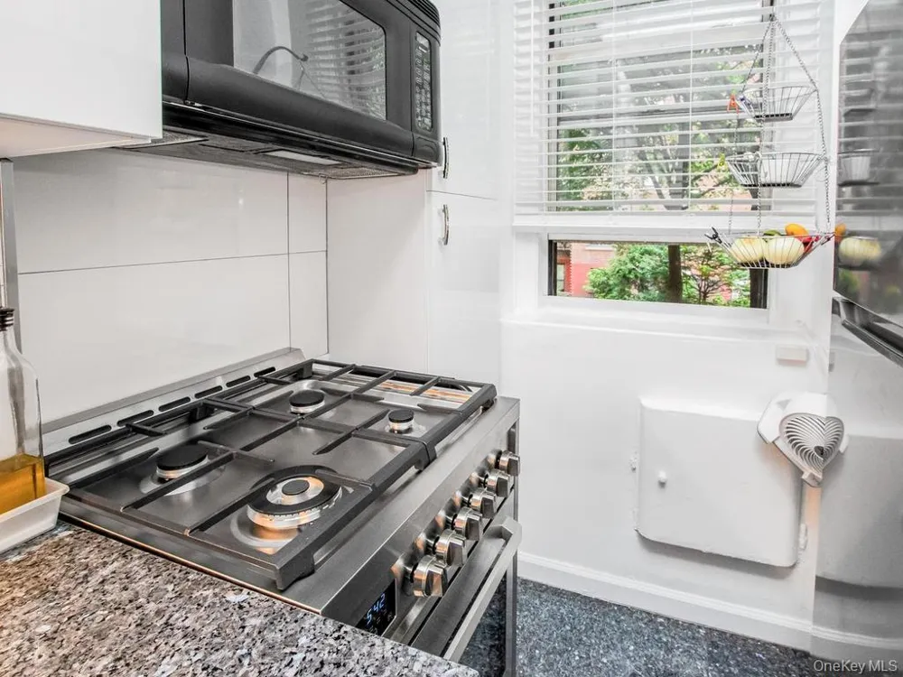 37-32 80th Street #1 Jackson Heights, NY 11372