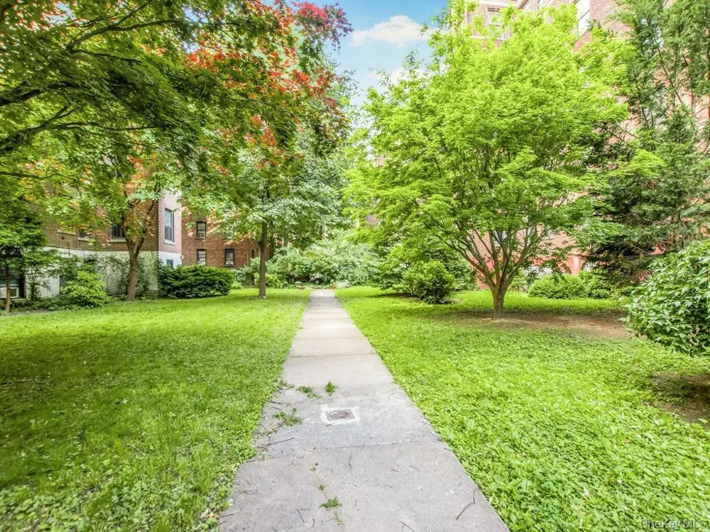 37-32 80th Street #1 Jackson Heights, NY 11372