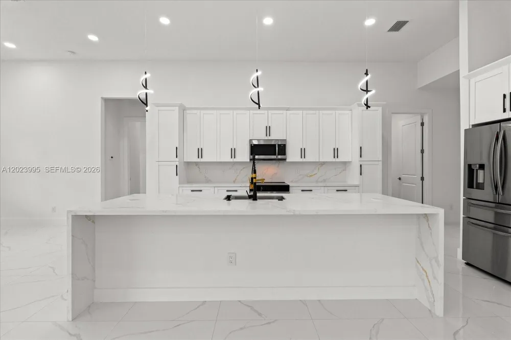 12526 Indian Shell Trail Bokeelia, FL 33922