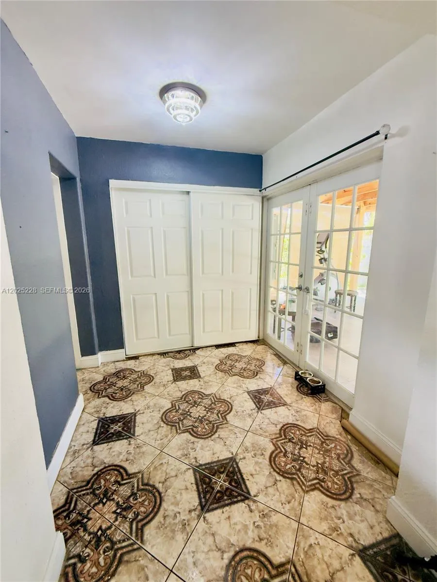 4521 NW 179th St Miami Gardens, FL 33055