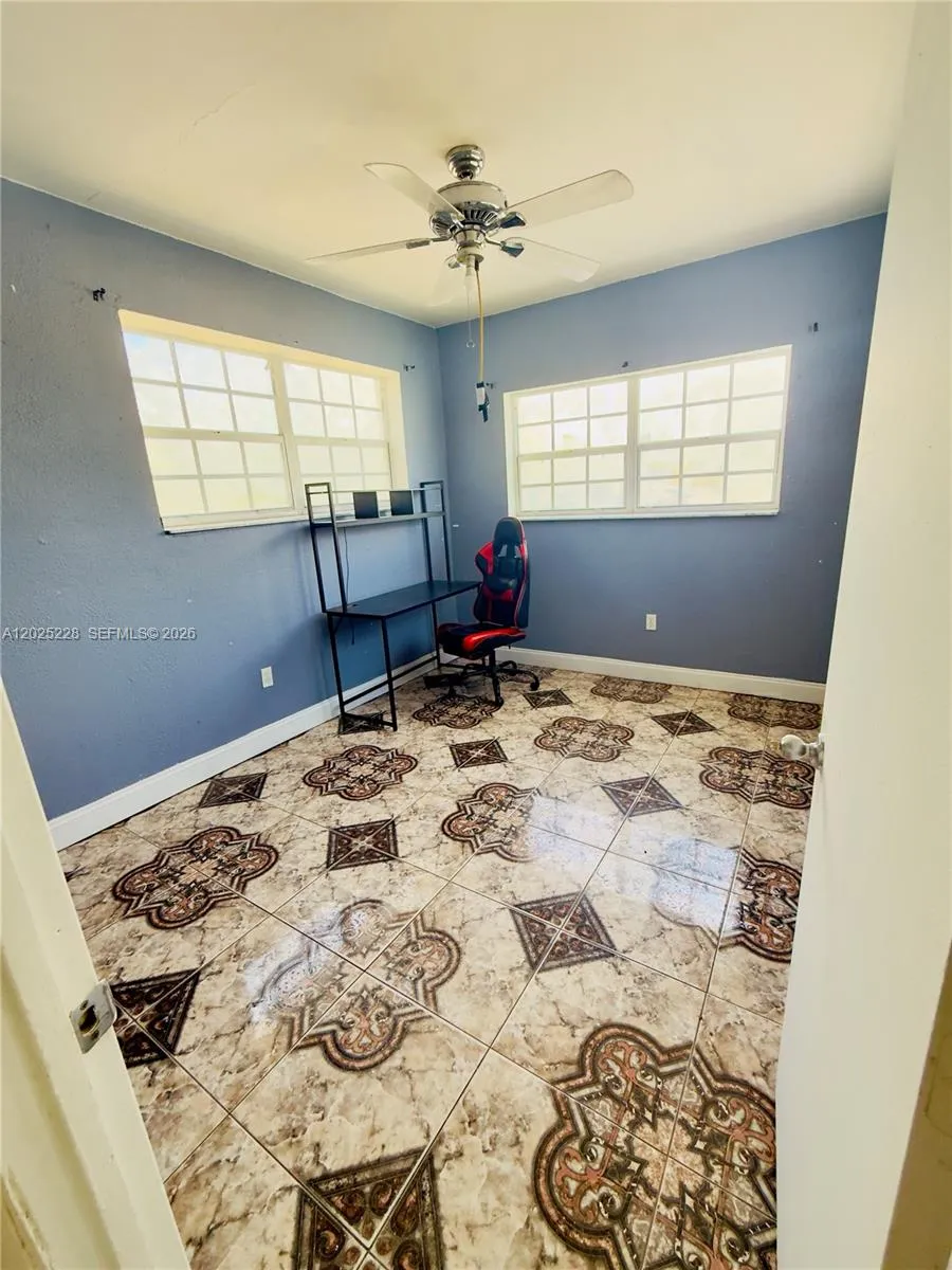 4521 NW 179th St Miami Gardens, FL 33055