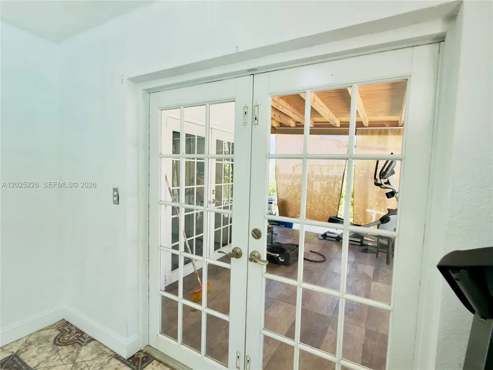 4521 NW 179th St Miami Gardens, FL 33055