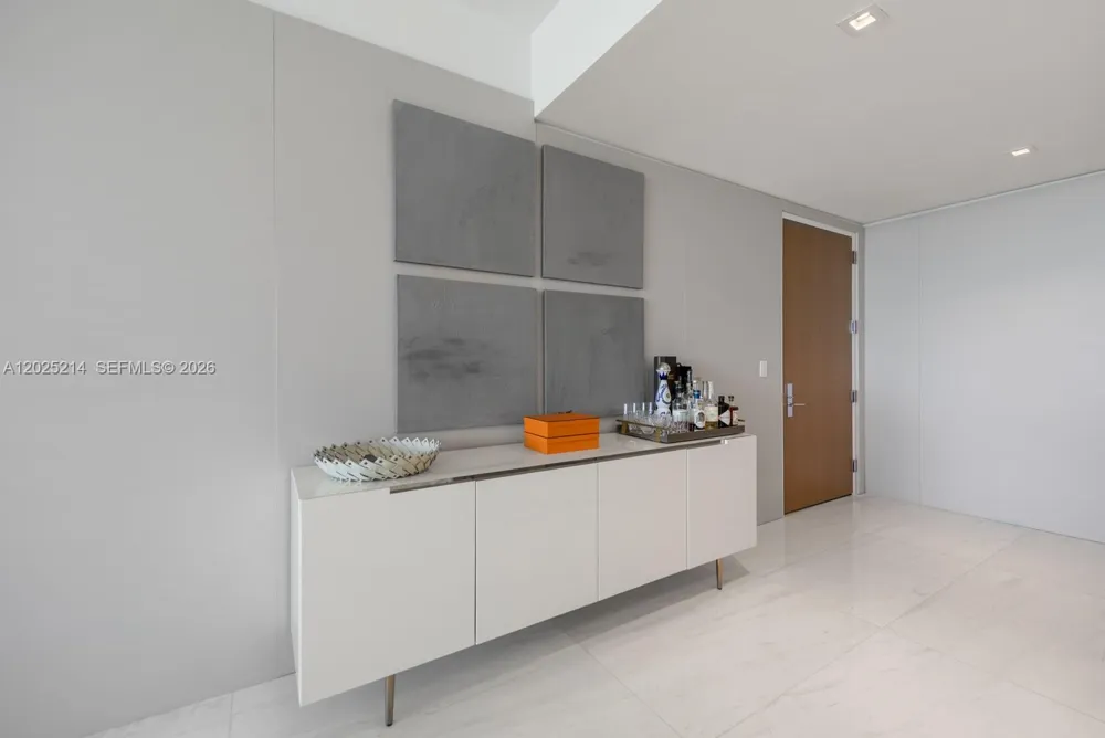 10203 Collins Ave #403 Bal Harbour, FL 33154